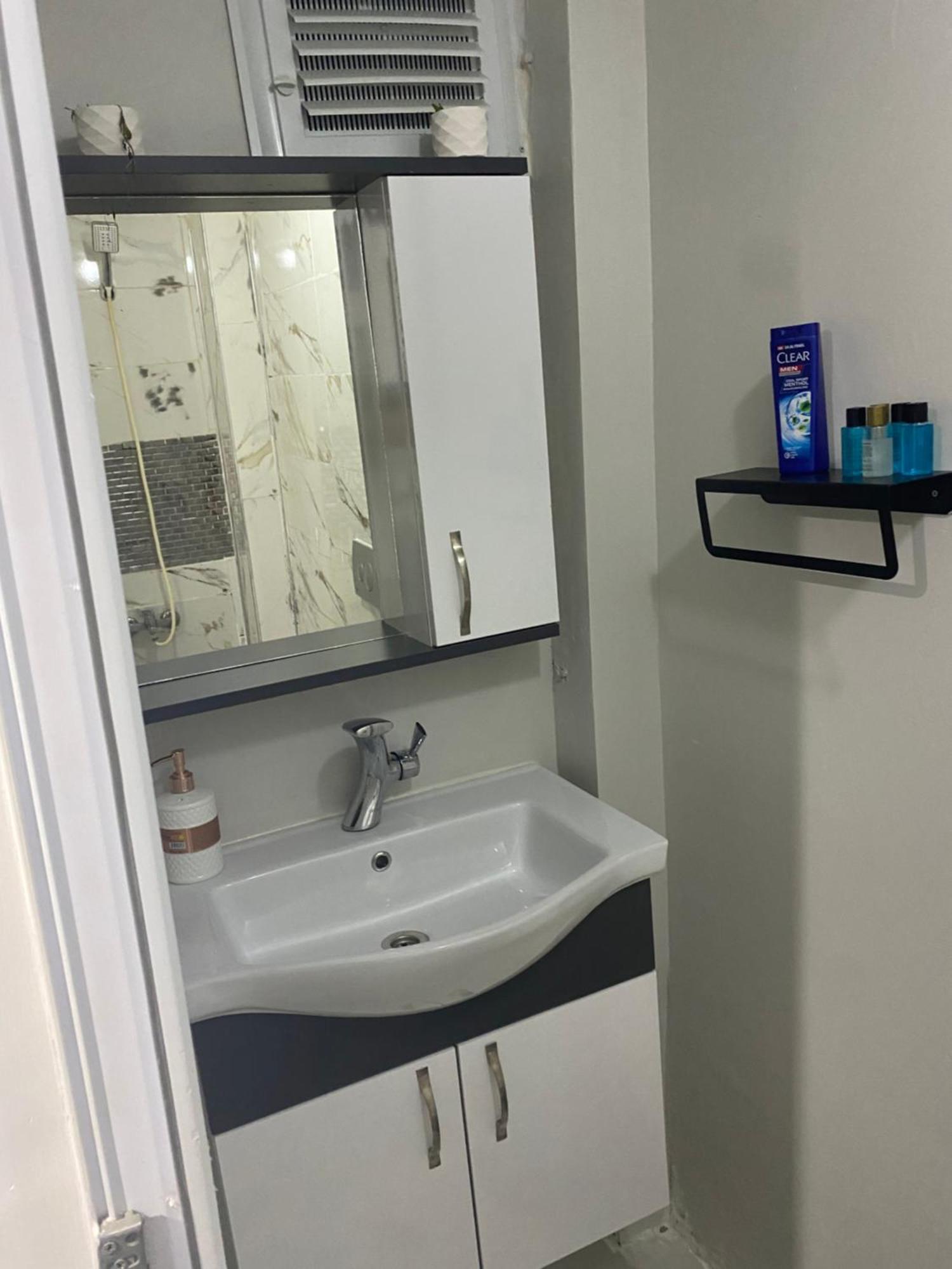 Moon Suit Taksim Истанбул Екстериор снимка