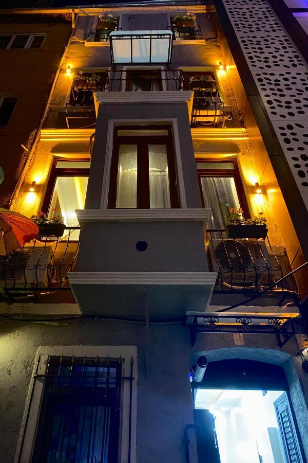 Moon Suit Taksim Истанбул Екстериор снимка